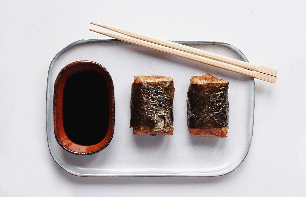 
          
            Isobeyaki – Mochi Dipped in Soy Sauce and Wrapped in Nori - Clearspring
          
        