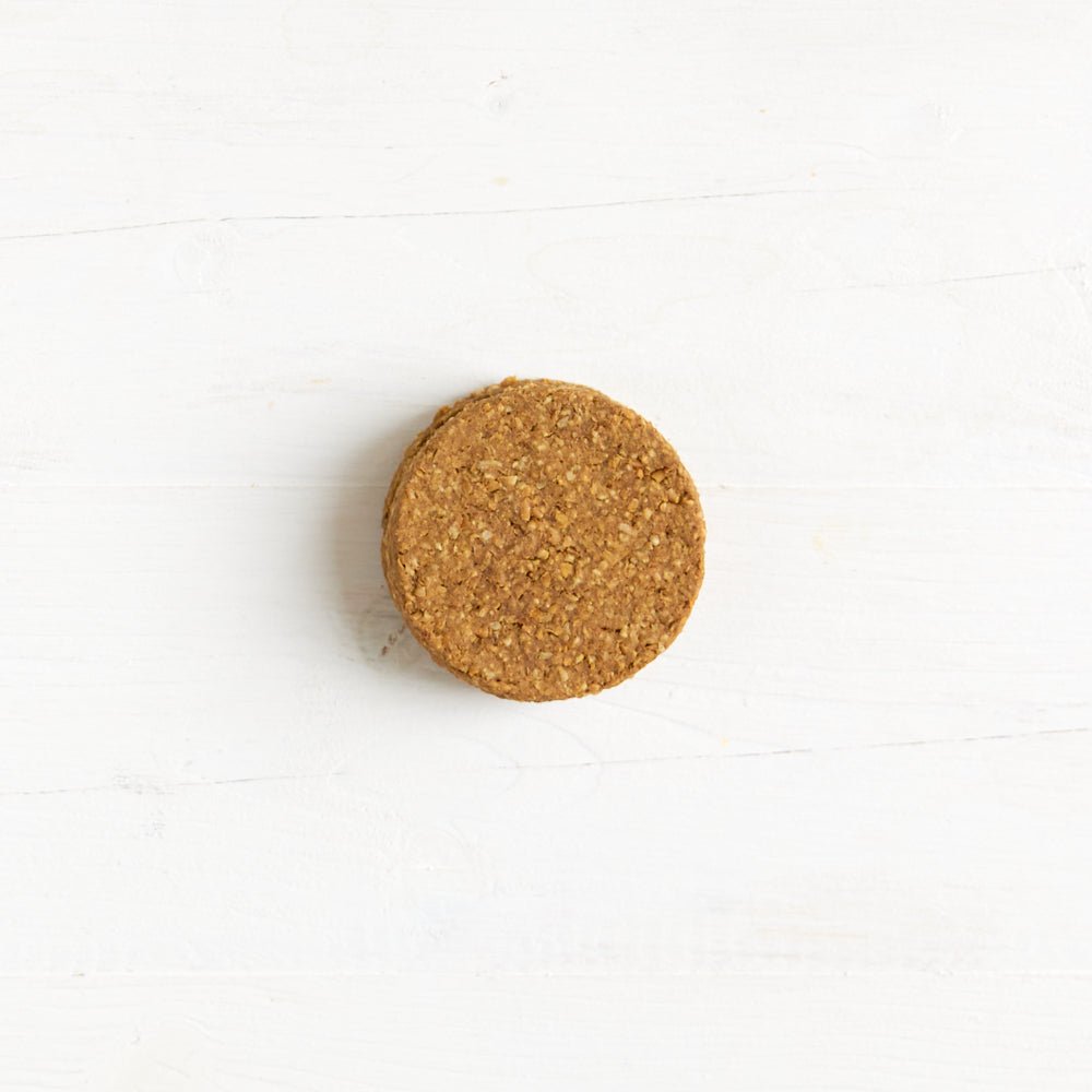 Clearspring Organic Oatcakes - Sea Vegetable &amp; Black Pepper